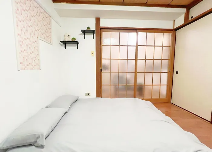 高田馬場4分 4人可 203