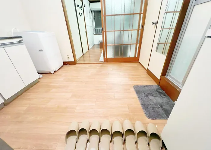 高田馬場4分 4人可 203