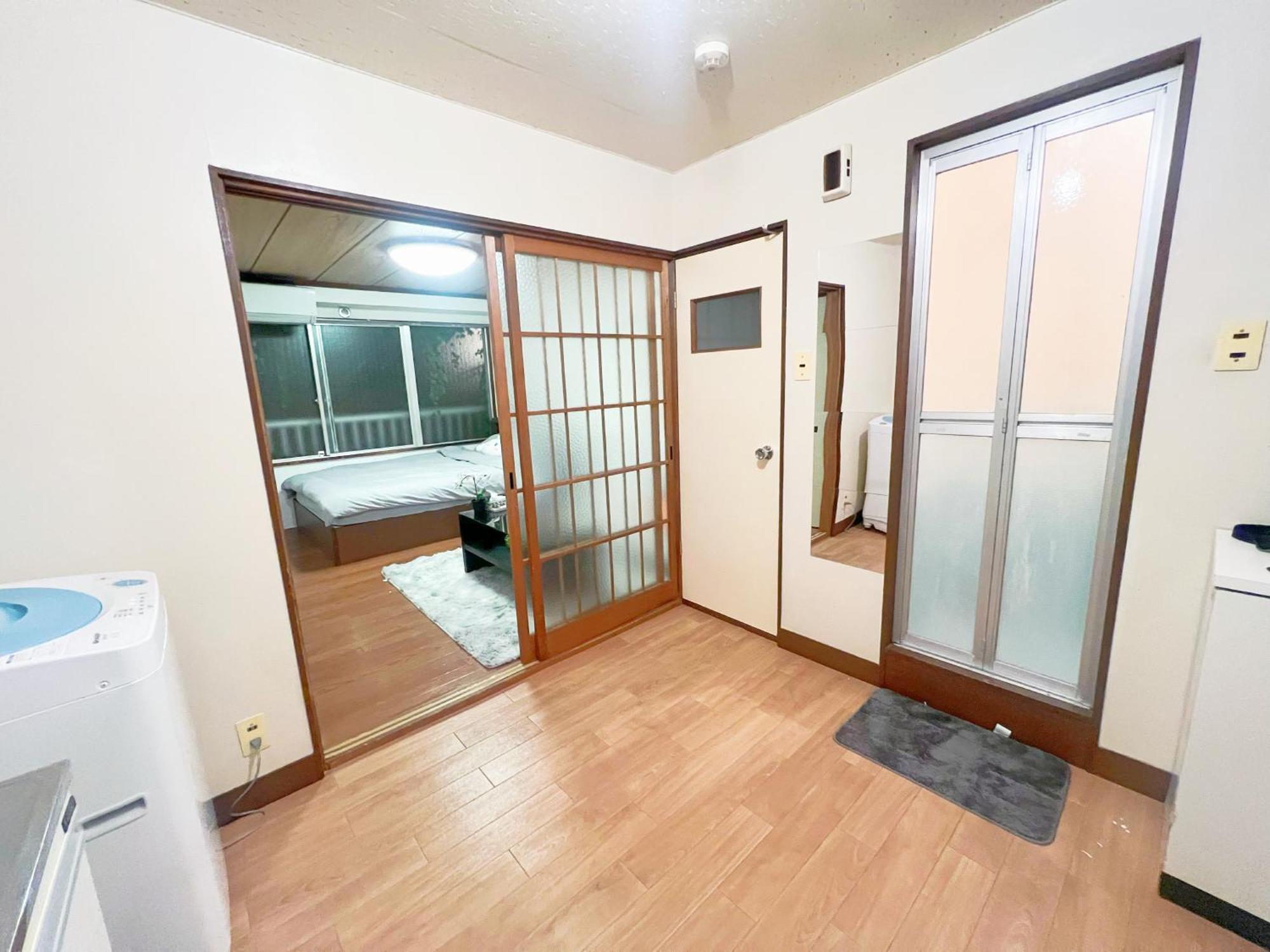 高田馬場4分 4人可 203 * Tokyo